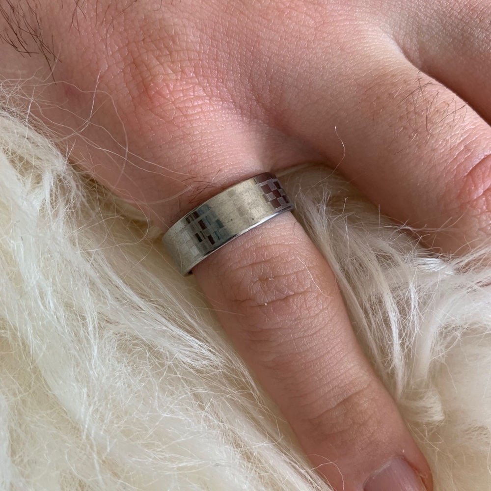 checkered ring NWT. - Picture 3 of 6
